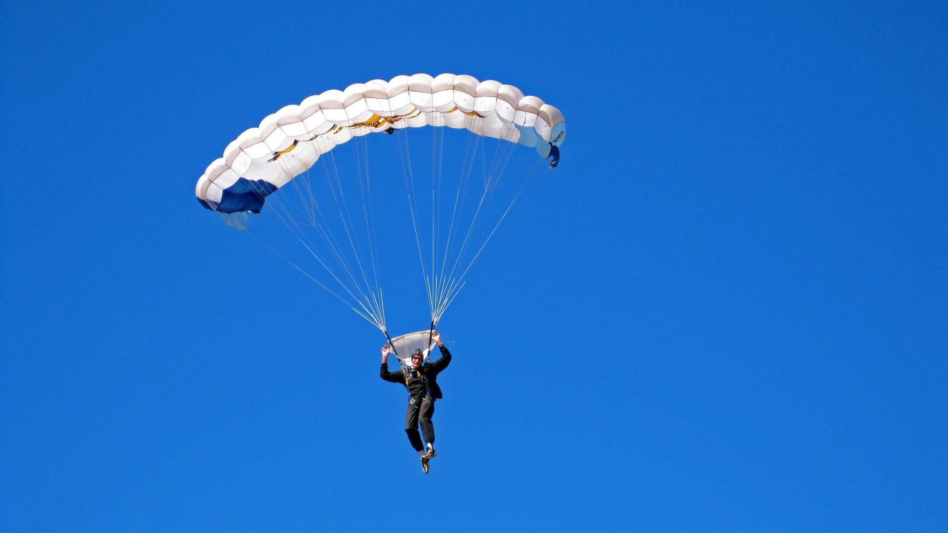 FaZe出席LOL电竞峰会发表演讲,faze 队员