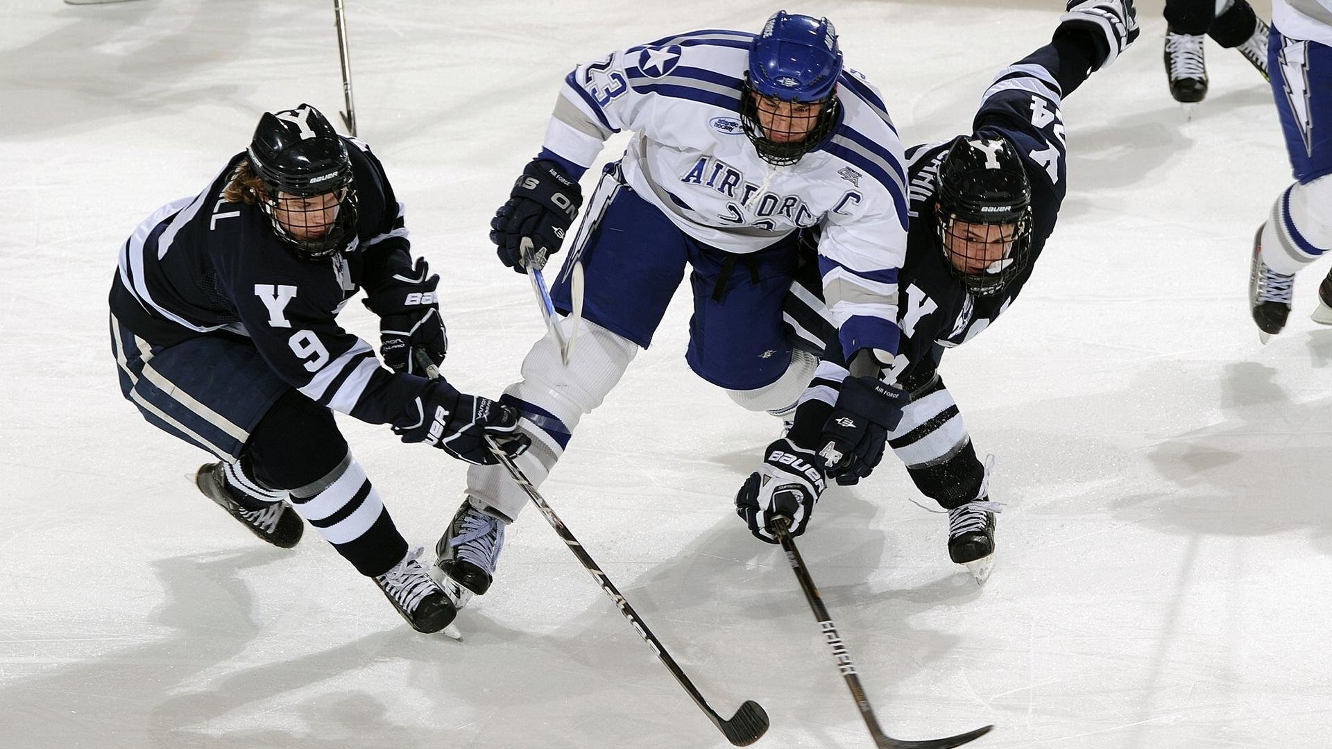 WRC赛车维护：幕后技术保障大揭秘，wrc赛车解析